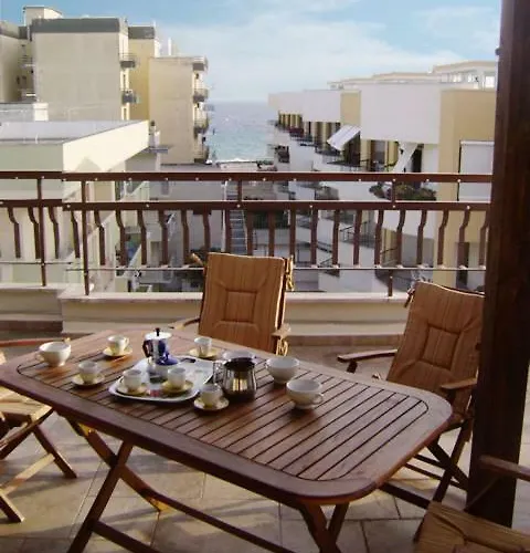 בית נופש Attico Panoramico